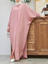 Locker geknöpfte, muslimische Maxikleider mit Fledermausärmeln, einfarbig, seitlich gespaltenem Rundhalsausschnitt